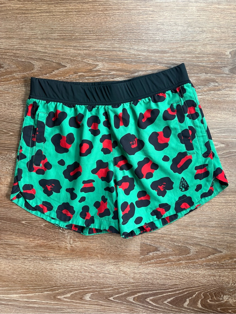 TacHuntFish Retro Leopard Print Athletic Shorts Green Size Large